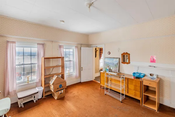 $550,000 | 412 Dartmouth College Highway, Haverhill, NH 03765
