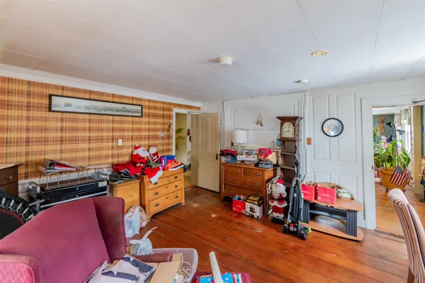 $550,000 | 412 Dartmouth College Highway, Haverhill, NH 03765