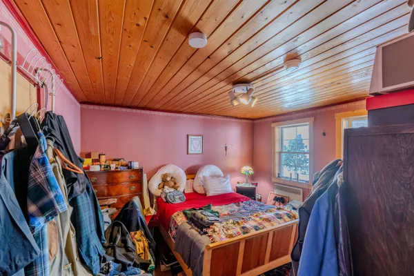 $550,000 | 412 Dartmouth College Highway, Haverhill, NH 03765