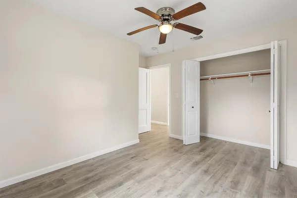 $224,995 | 301 Meadowbrook Drive, Arlington, TX 76010