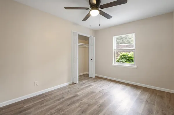 $224,995 | 301 Meadowbrook Drive, Arlington, TX 76010