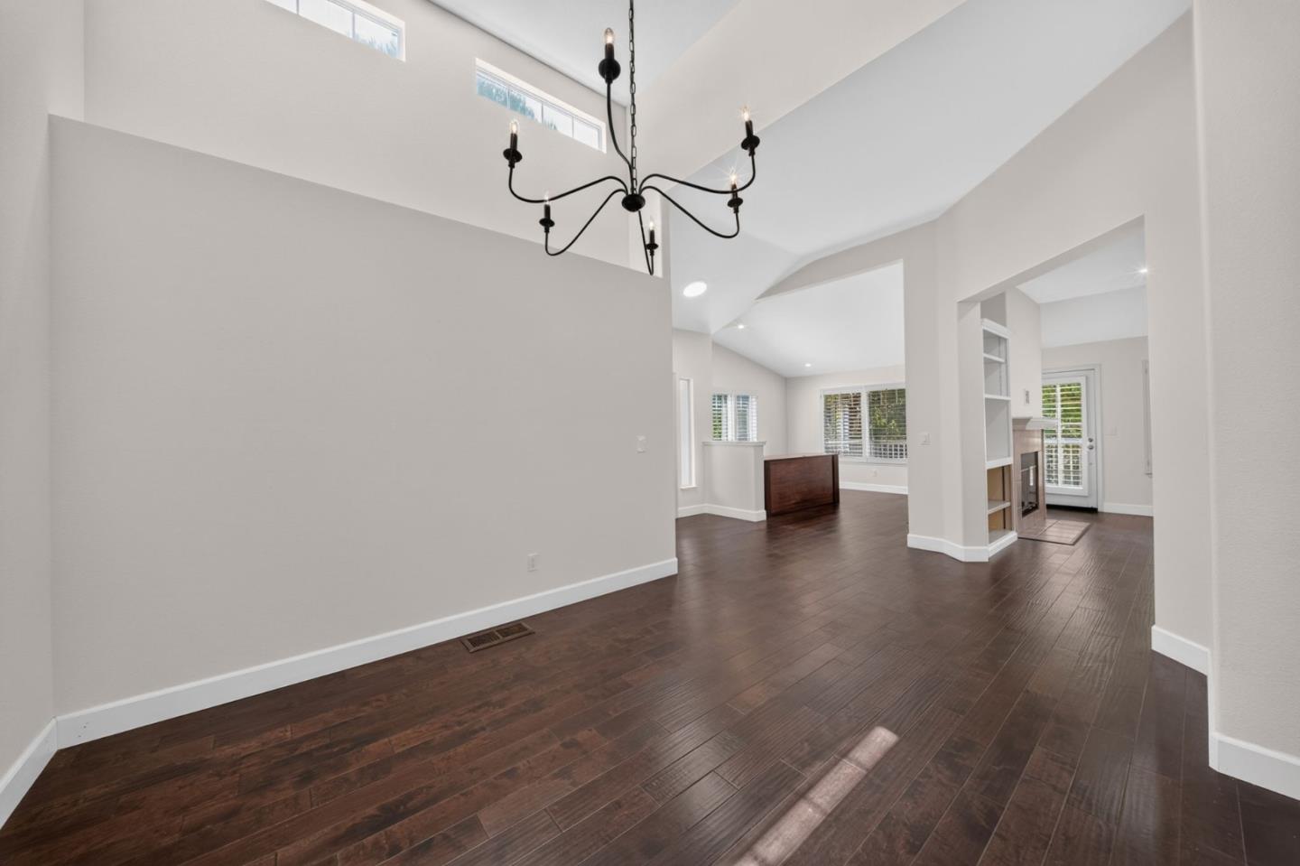 8718 McCarty Ranch Drive San Jose, CA 95135 - Photo 6 of 63