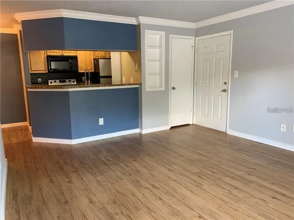 $1,400 | 232 Afton Square, Unit 110, Altamonte Springs, FL 32714