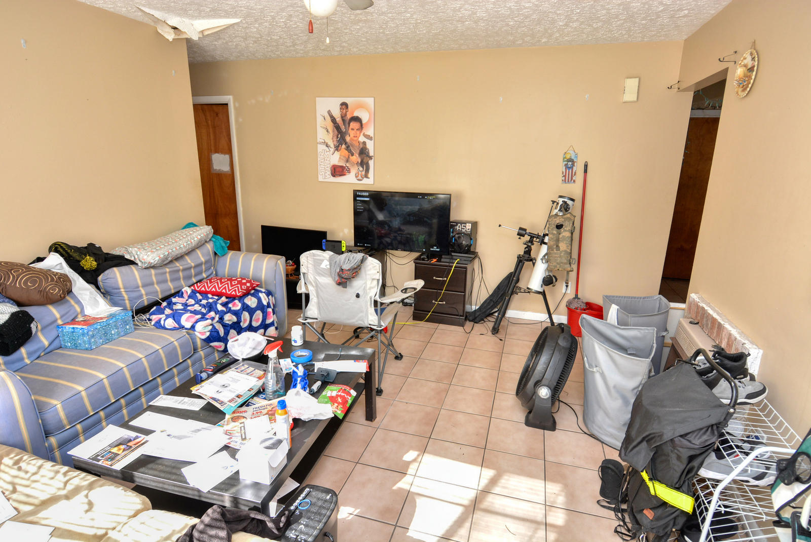 1011 Mayflower Road Fort Pierce, FL 34950 - Photo 3 of 27 Living Room