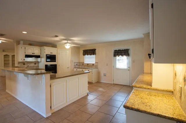 $339,900 | 16325 Treasure Cove, Bullard, TX 75757