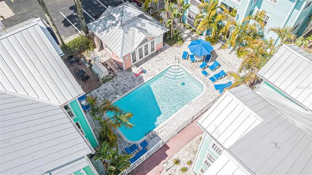 a view of entryway with a front door