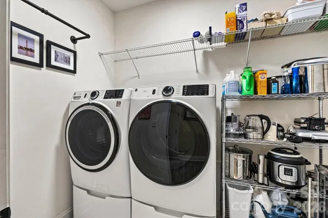 $519,000 | 8218 Festival Way, Charlotte, NC 28215