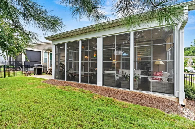 $519,000 | 8218 Festival Way, Charlotte, NC 28215