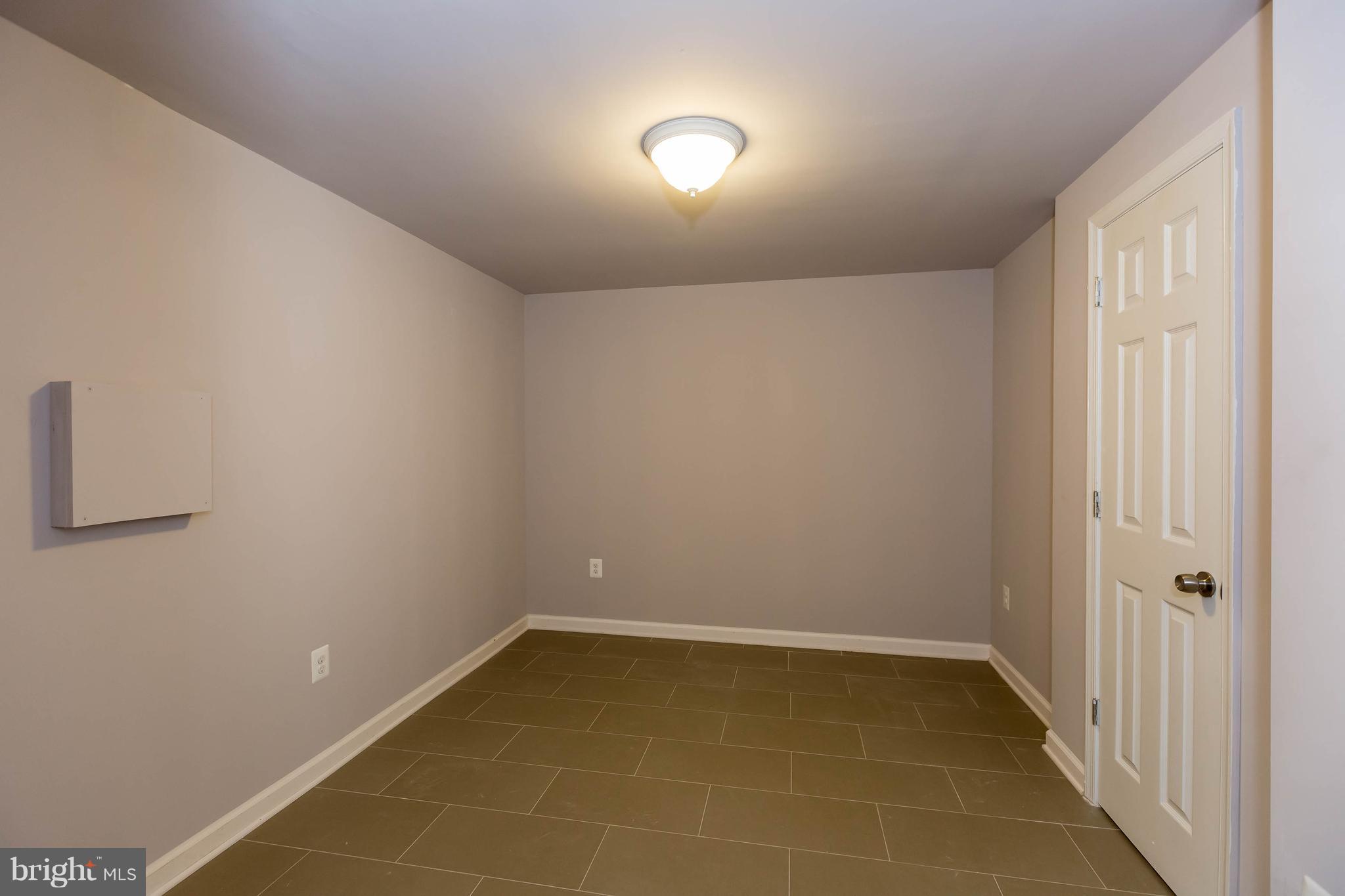 19511 Transhire Road Gaithersburg, MD 20886 - Photo 26 of 30 Basement