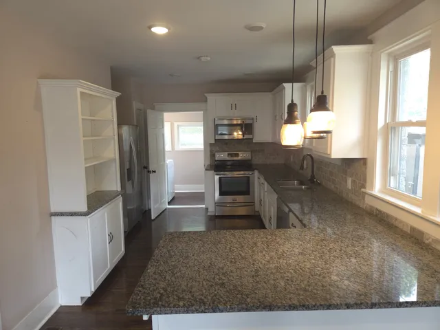 $2,349 | 1310 Porter Road, Unit B, Nashville, TN 37206