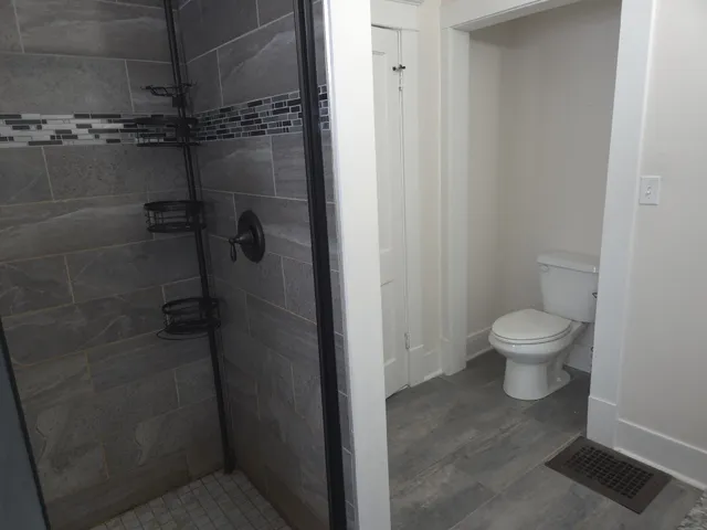 $2,349 | 1310 Porter Road, Unit B, Nashville, TN 37206