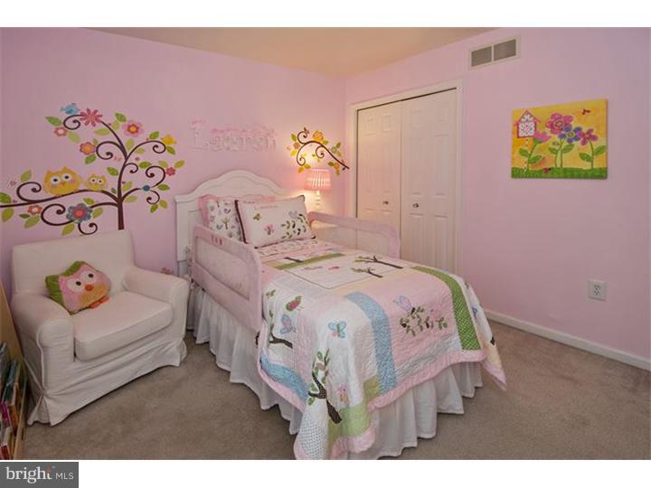 27 Ludlow Road Yardley, PA 19067 - Photo 17 of 25 Bedroom 2