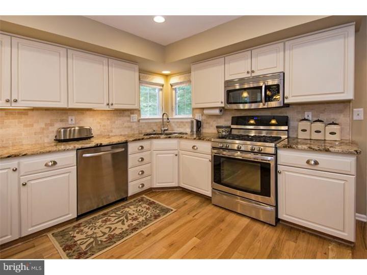 27 Ludlow Road Yardley, PA 19067 - Photo 8 of 25 Kitchen