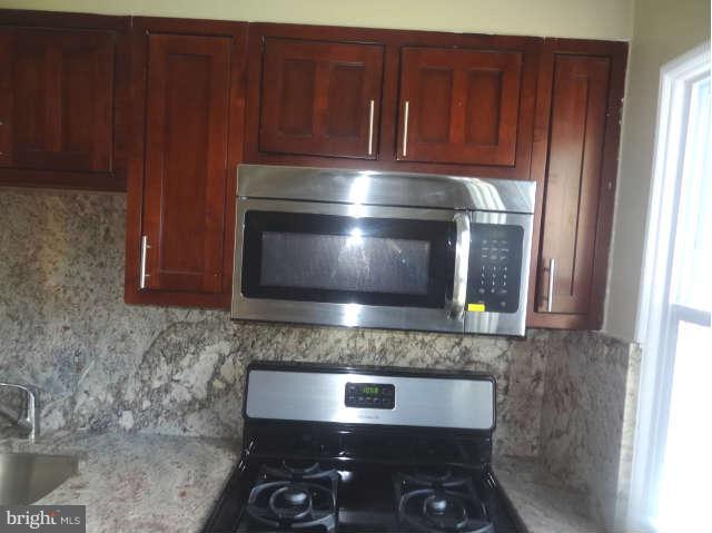 4031 Grantley Road Baltimore, MD 21215 - Photo 13 of 29 Kitchen