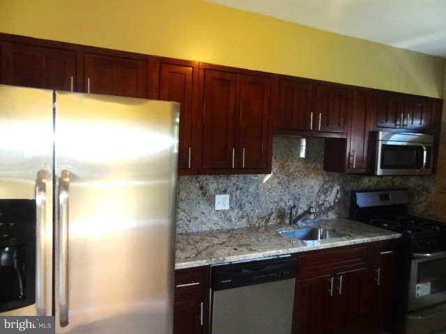 4031 Grantley Road Baltimore, MD 21215 - Photo 10 of 29 Kitchen