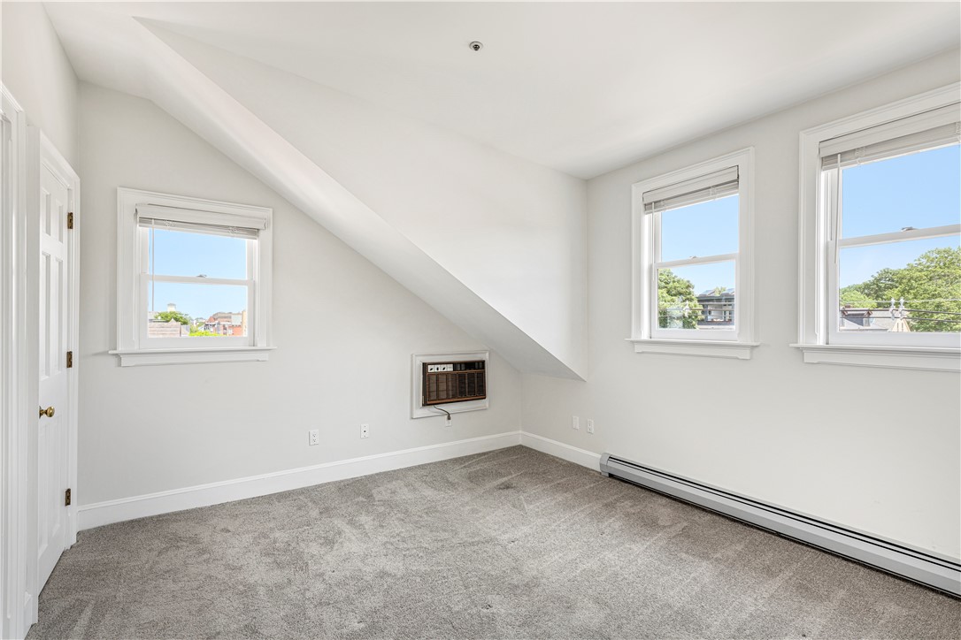 433 Thames Street, Unit E Newport, RI 02840 - Photo 37 of 49