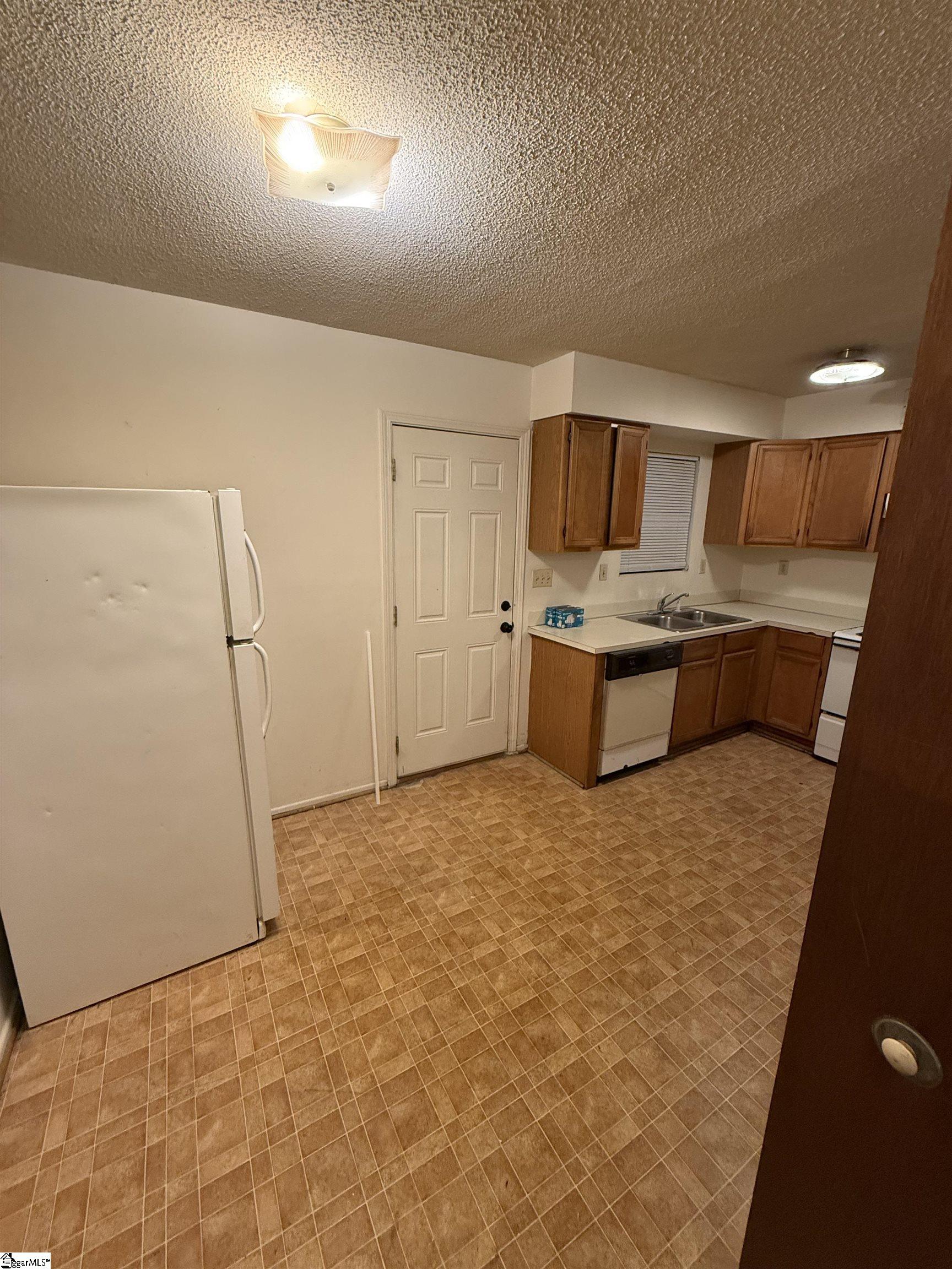 112 Tabitha Court Anderson, SC 29625 - Photo 13 of 43