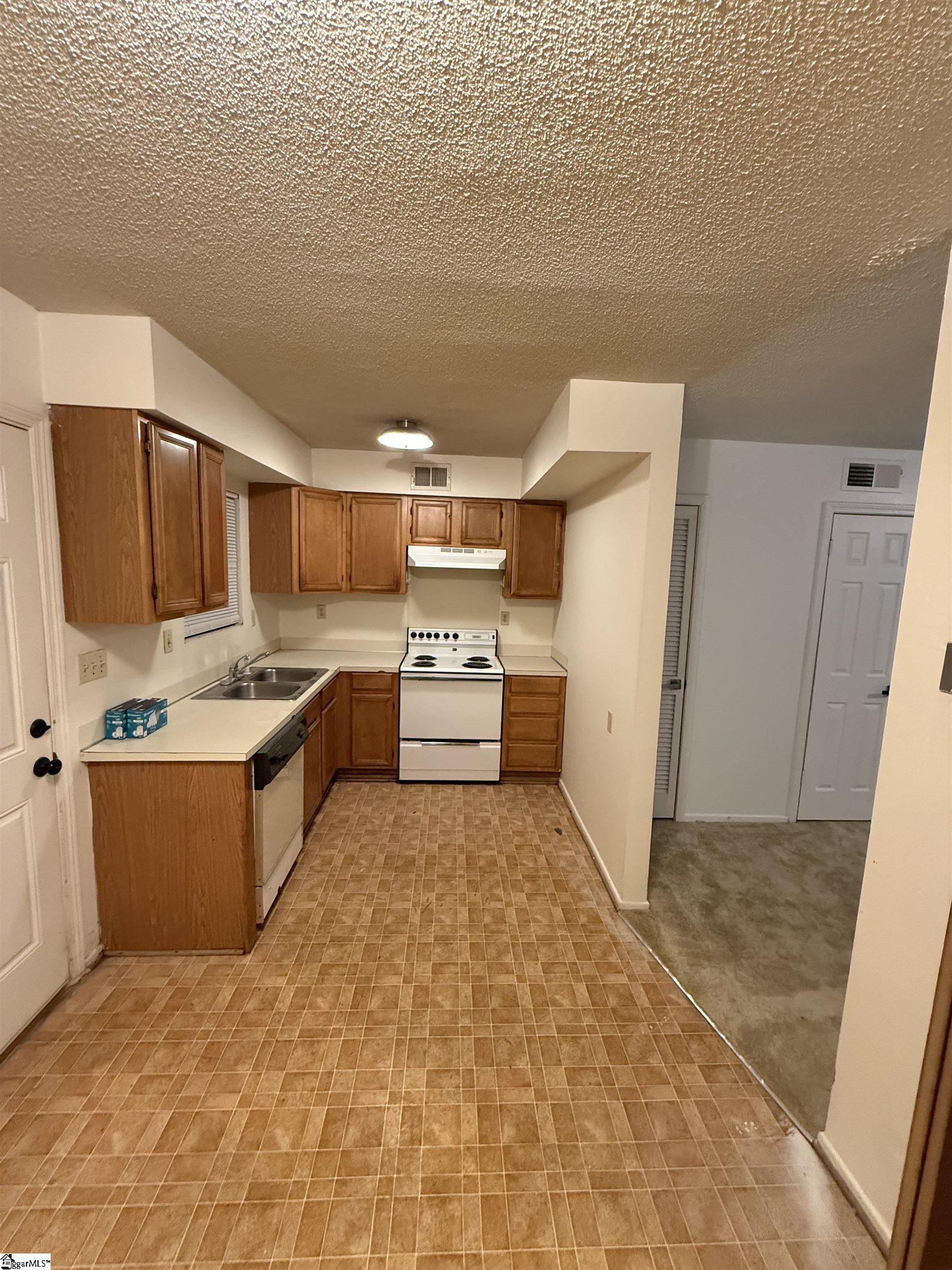 112 Tabitha Court Anderson, SC 29625 - Photo 15 of 43