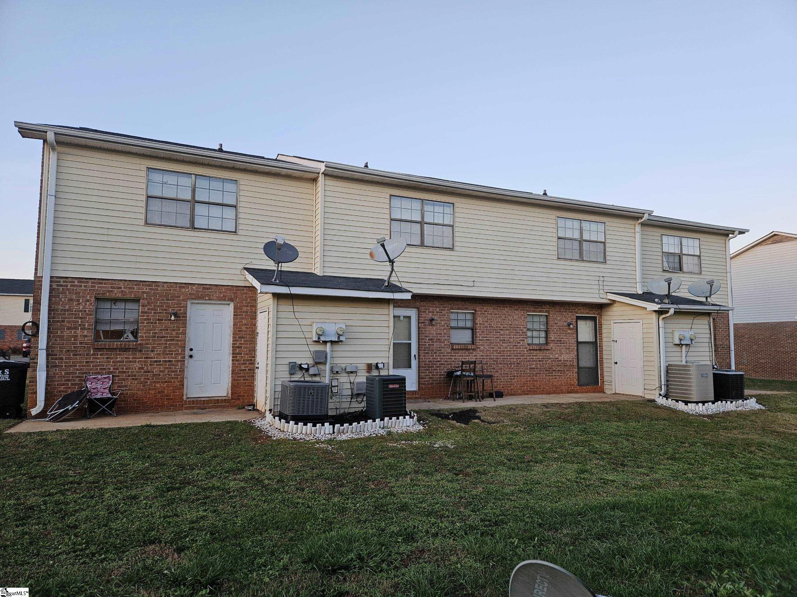 112 Tabitha Court Anderson, SC 29625 - Photo 2 of 43