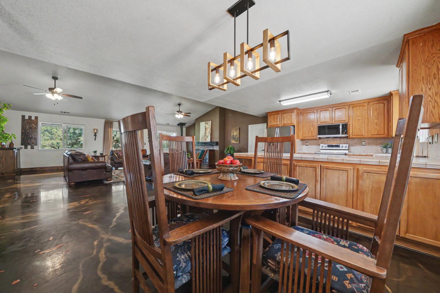 2384 Choctaw Road Copperopolis, CA 95228 - Photo 9 of 68 Gallery Image 9