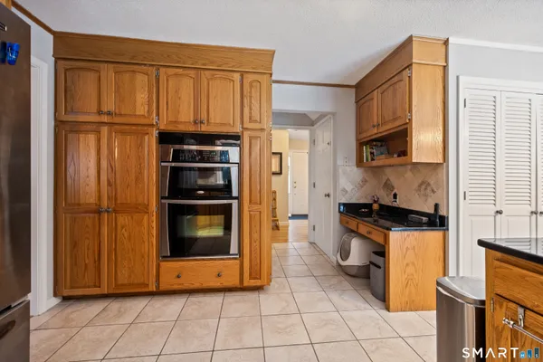 $4,500 | 10 Candlewood Lane, Farmington, CT 06032