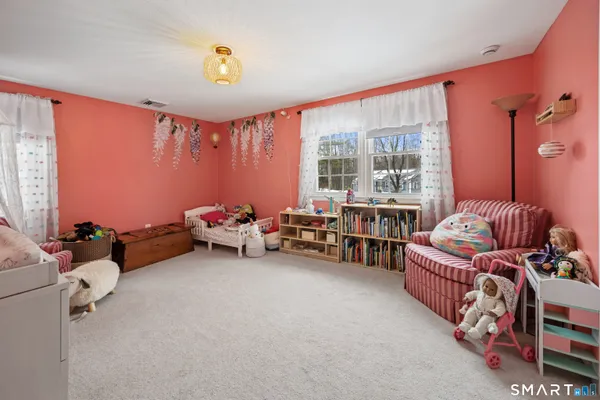 $4,500 | 10 Candlewood Lane, Farmington, CT 06032