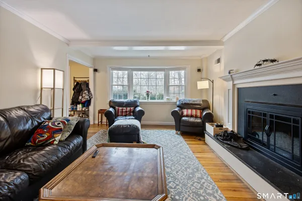 $4,500 | 10 Candlewood Lane, Farmington, CT 06032