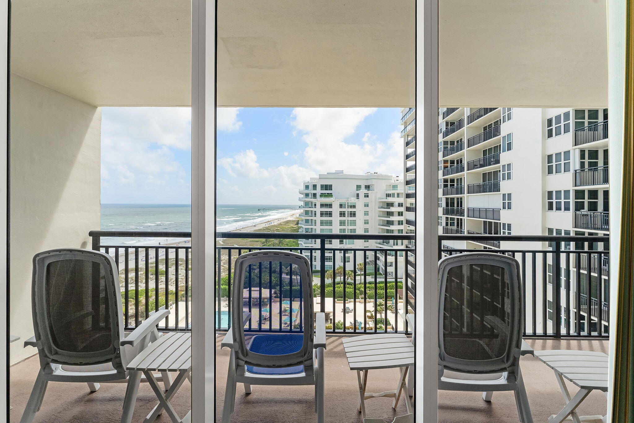 2000 South Ocean Boulevard, Unit 10H Boca Raton, FL 33432 - Photo 8 of 53 19-web-or-mls-DSC01390