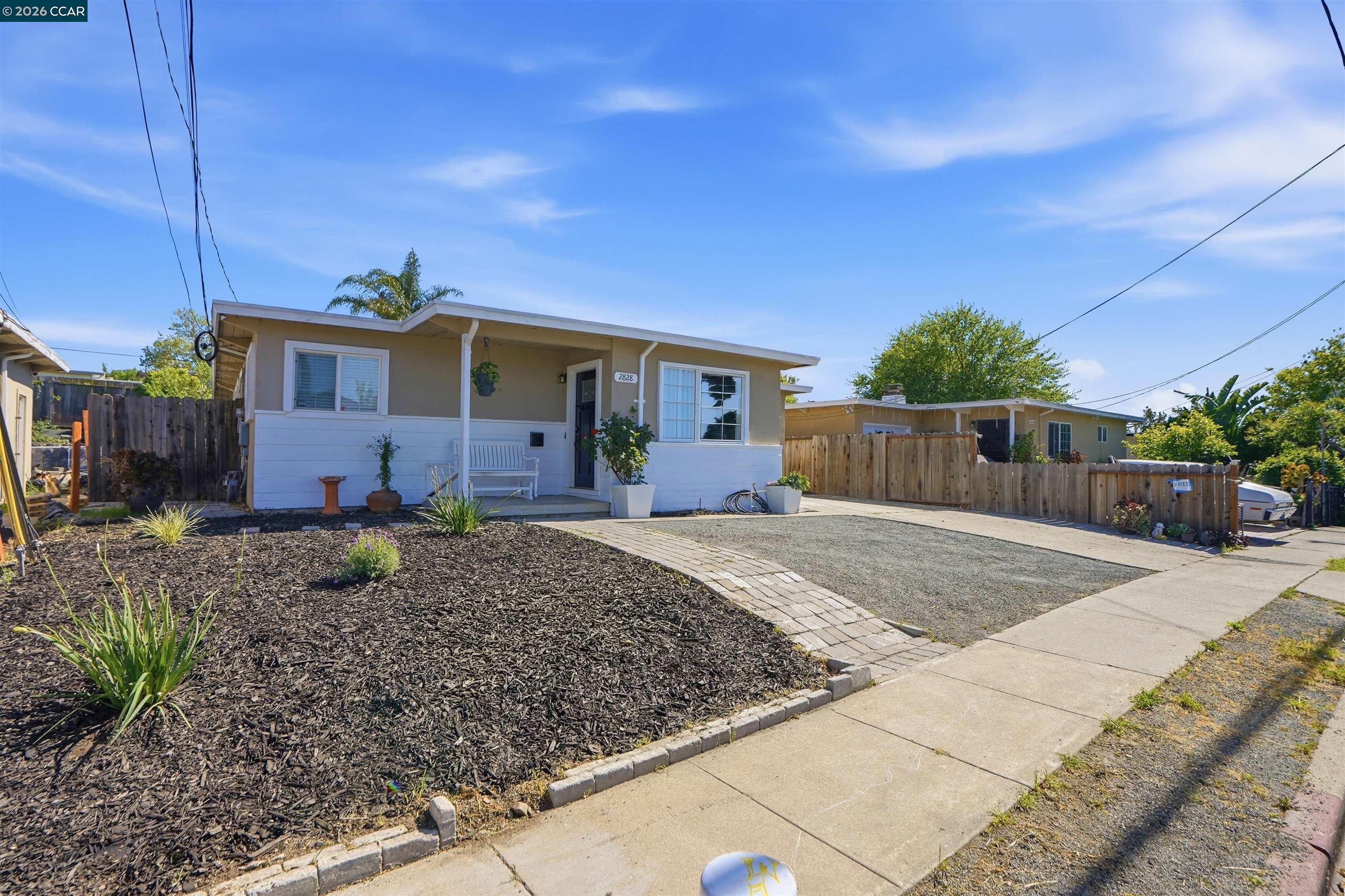 2828 Hilltop Road Concord, CA 94520 - Photo 2 of 32