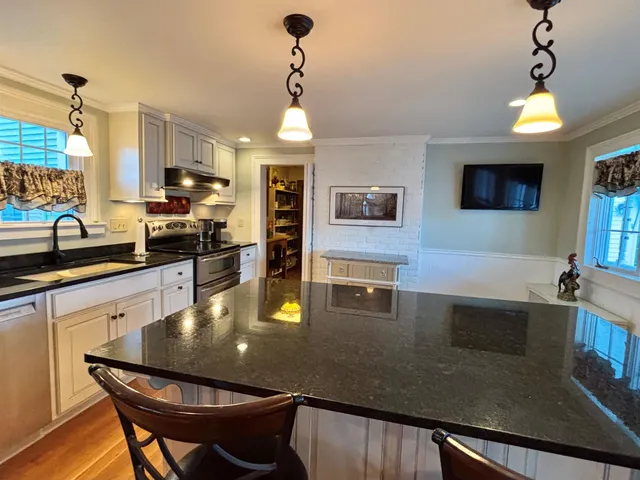 $429,000 | 48 Church Street, Chesterfield, NH 03462