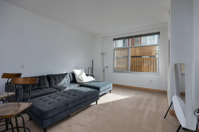 $1,900 | 309 West Washington Avenue, Madison, WI 53703