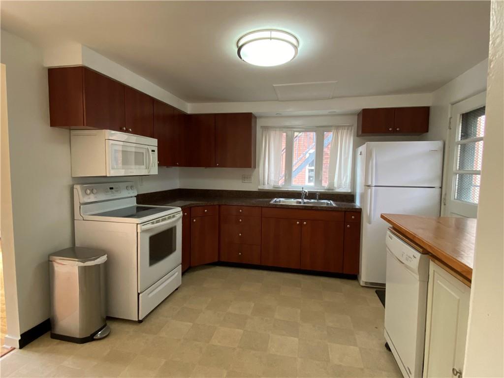 307 Roup Avenue Pittsburgh, PA 15232 - Photo 6 of 21 Kitchen