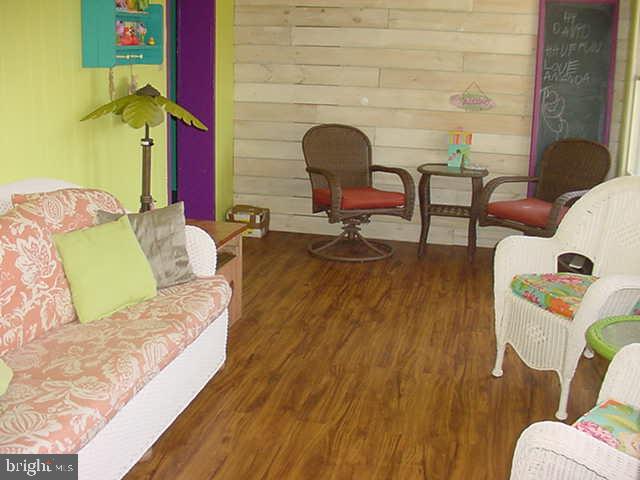 2465 Locke's Mill Road Berryville, VA 22611 - Photo 28 of 31 Living Room