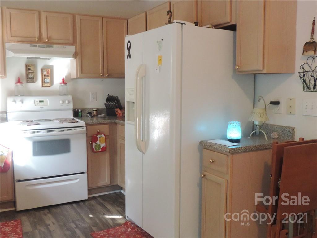 1014 Oates Road Bessemer City, NC 28016 - Photo 3 of 18 Gallery Image 3