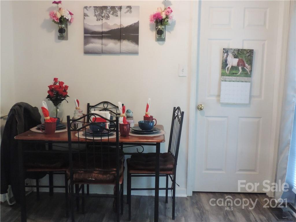 1014 Oates Road Bessemer City, NC 28016 - Photo 5 of 18 Gallery Image 5
