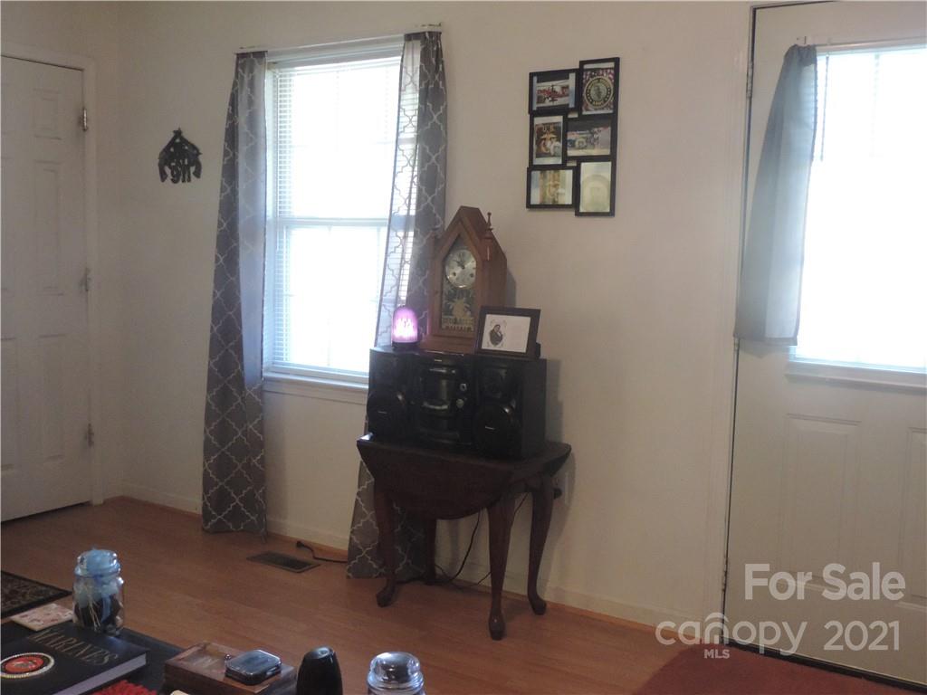 1014 Oates Road Bessemer City, NC 28016 - Photo 8 of 18 Gallery Image 8