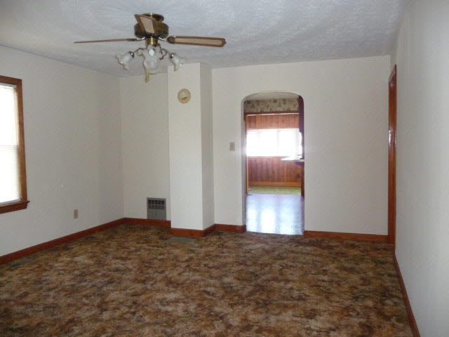 10566 Phillips Store Road Broadway, VA 22815 - Photo 5 of 11 Gallery Image 5