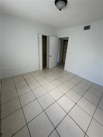 $1,850 | 5702 West 26th Avenue, Unit 5702, Hialeah, FL 33016