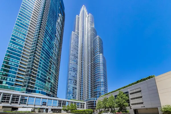 $1,999,000 | 1211 South Prairie Avenue, Unit 3901, Chicago, IL 60605