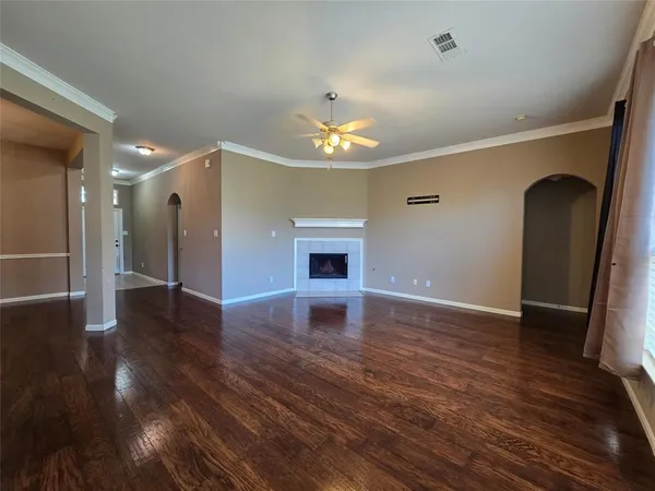 $2,600 | 4100 Wildbriar Lane, Mansfield, TX 76063