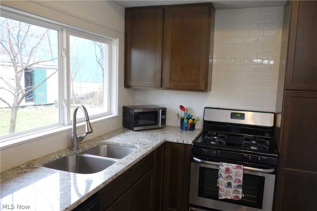 325 Ledge Road Northfield, OH 44067 - Photo 6 of 12 Gallery Image 6