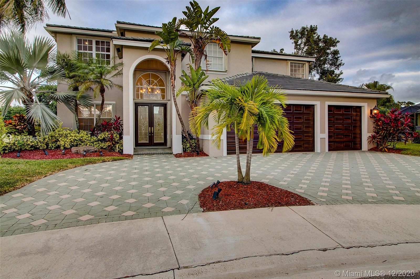 346 Mallard Road Weston, FL 33327 - Photo 1 of 31 Gallery Image 1