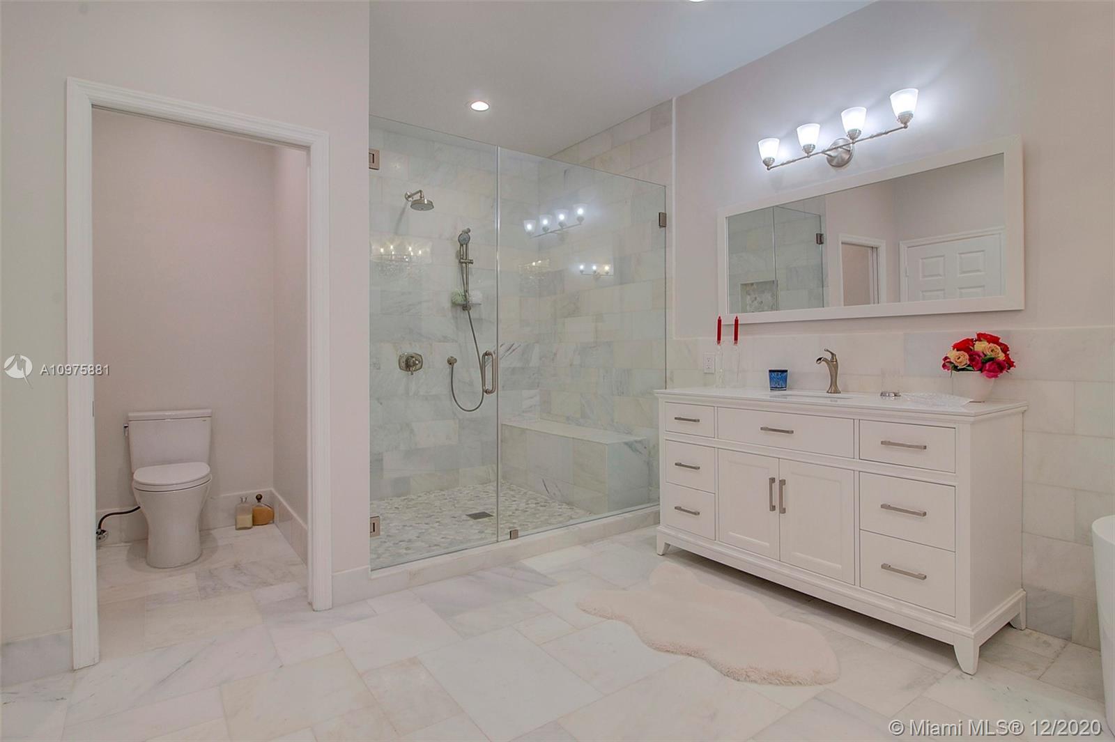 346 Mallard Road Weston, FL 33327 - Photo 18 of 31 Gallery Image 18