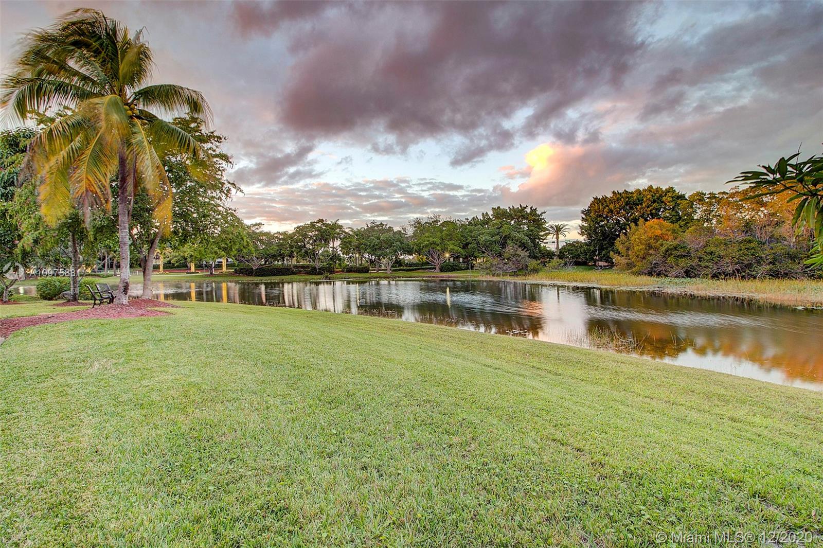 346 Mallard Road Weston, FL 33327 - Photo 26 of 31 Gallery Image 26