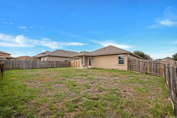 $1,700 | 226 Goldenrod Drive, San Marcos, TX 78666