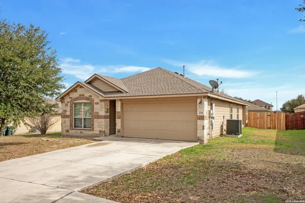 $1,700 | 226 Goldenrod Drive, San Marcos, TX 78666