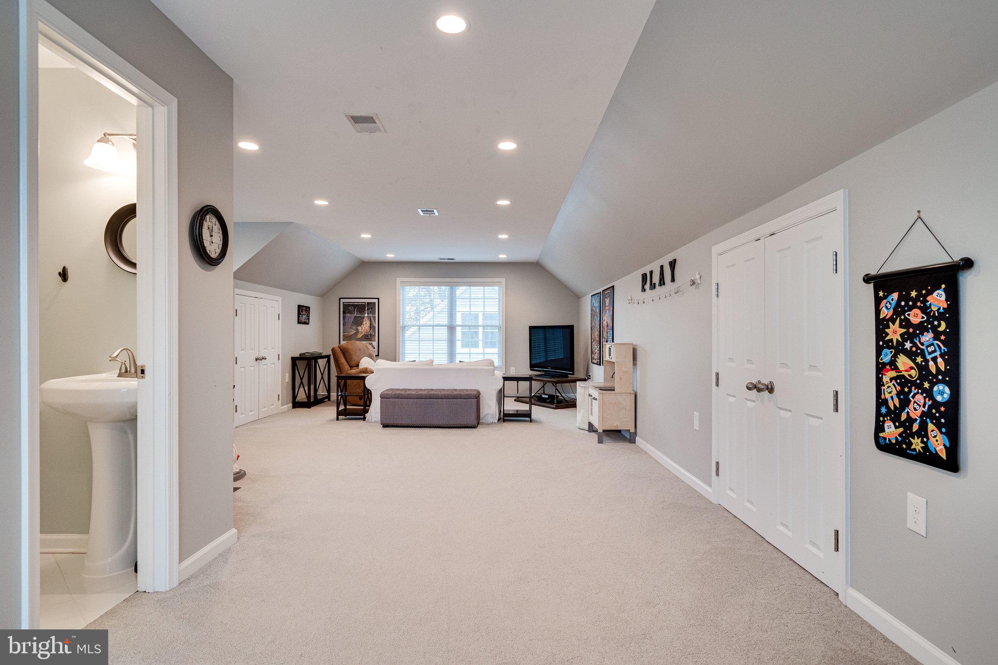1750 Anderson Road Falls Church, VA 22043 - Photo 19 of 99 Large 3rd Floor Play Room!