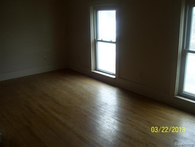 620 North Rochester Road Leonard, MI 48367 - Photo 24 of 25 room 2.JPG