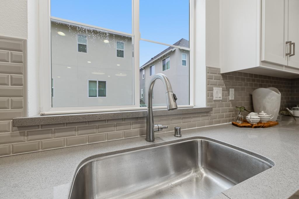 37598 Cape Cod Road Newark, CA 94560 - Photo 14 of 80 Gallery Image 14