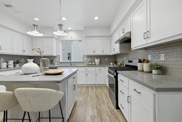 $1,298,000 | 37598 Cape Cod Road, Newark, CA 94560